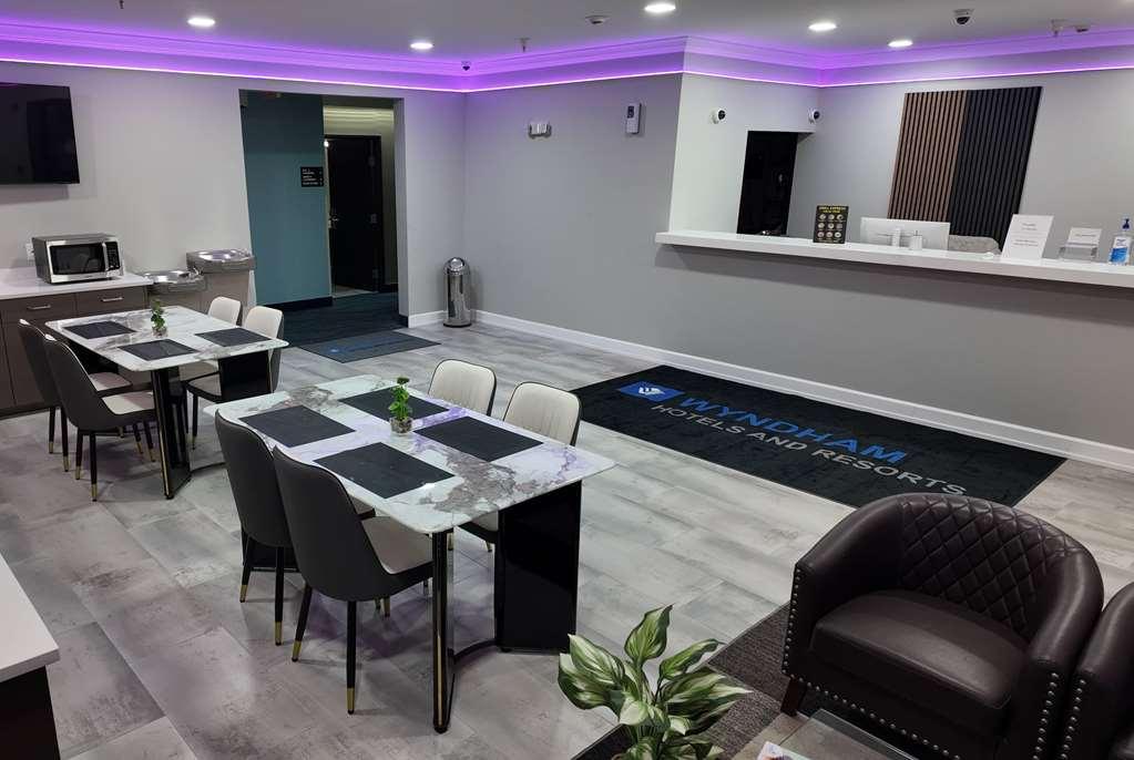 Super 8 By Wyndham Hampshire Il Hotel Nội địa bức ảnh